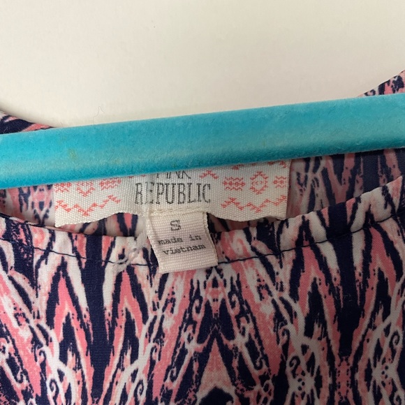 Pink Republic Size: Small Dress - Picture 5 of 5